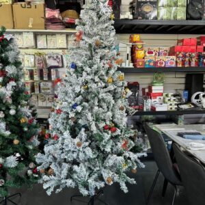 Sapins de Noël avec lumières bicolores (24 sapins pré-illuminés)